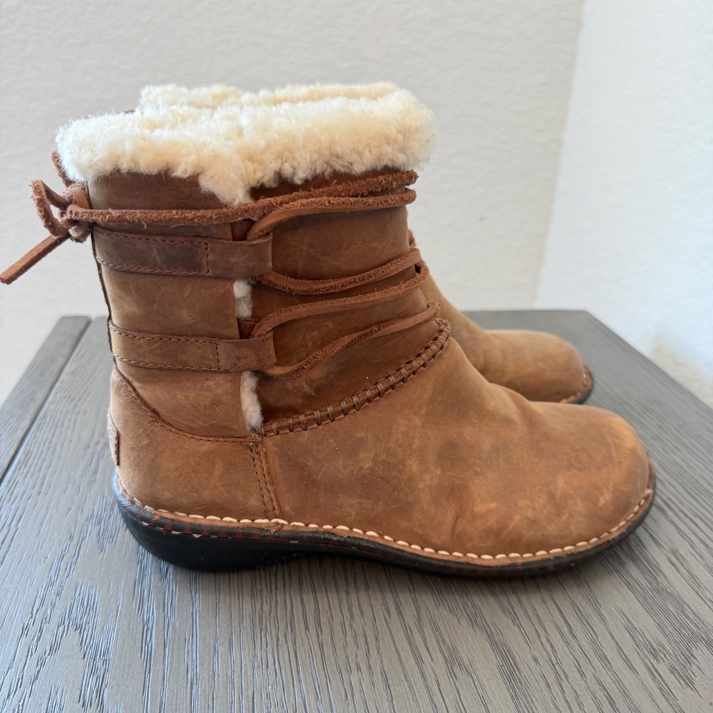 UGG‎ Australia 1001 Leather Shearling Lace Up Ankle Boots Brown Womens 7